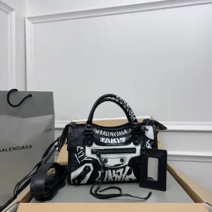 Balenciaga Le City Small Black White Graffiti 26cm
