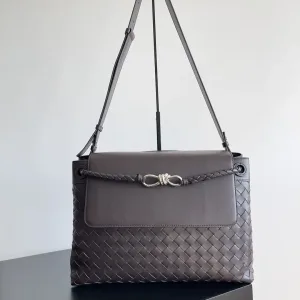 Bottega Veneta Andiamo Messenger Bag Medium Dark Brown 28cm