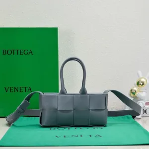 Bottega Veneta Brick Cassette Shoulder Bag Small Blue Grey 22cm