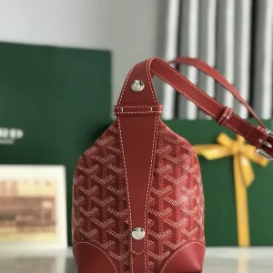 Goyard Croisiere Shoulder Bag Medium Red 28cm