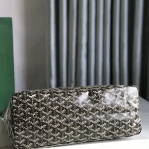 Goyard Rouette Shoulder Bag Medium Black 28cm