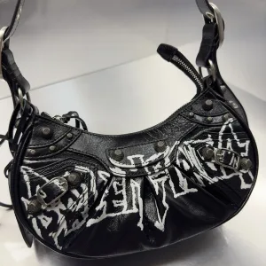 Balenciaga Le Cagole Shoulder Medium Black White Graffiti 30cm