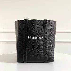 Balenciaga Everyday Tote Small Black 25cm