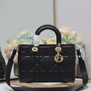 Dior Lady D-Lite Medium 24cm Black Cannage-2