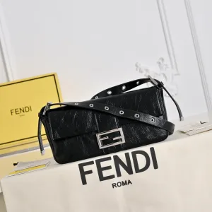 Fendi Shoulder Bag Medium Black Silver Hardware 26cm 06
