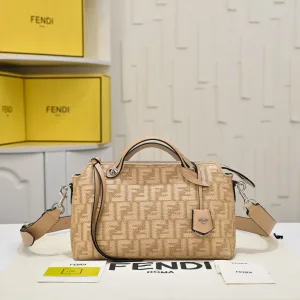 Fendi Top Handle Bag Medium Beige Gold Hardware 27cm 16