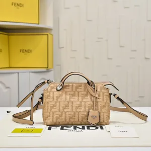 Fendi Top Handle Bag Medium Beige Gold Hardware 27cm 17