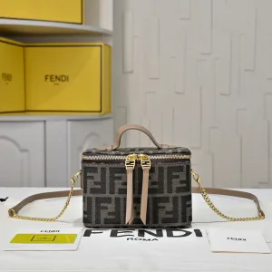 Fendi Top Handle Bag Medium Black Gold Hardware 27cm 04