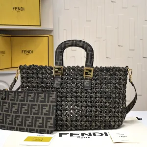 Fendi Top Handle Bag Medium Black Gold Hardware 27cm 38
