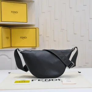 Fendi Top Handle Bag Medium Black Gold Hardware 27cm 51