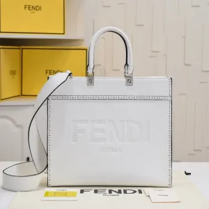 Fendi Top Handle Bag Medium Green Gold Hardware 27cm 04