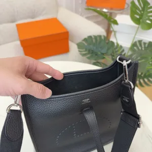 Hermes Evelyne Small Navy 16cm