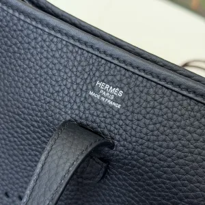 Hermes Evelyne Small Navy 16cm