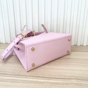 Hermes Kelly Medium Pink 25cm