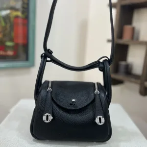 Hermes Lindy Small Black 26cm