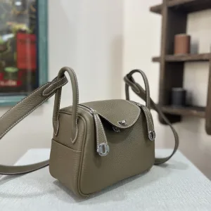 Hermes Lindy Small Etoupe 26cm
