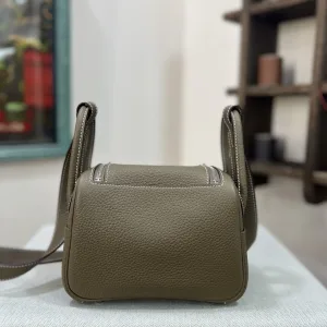 Hermes Lindy Small Etoupe 26cm