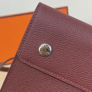 Hermes Roulis Slim Small Burgundy 18cm