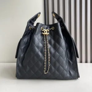 Chanel 22 Handbag Black Calfskin Gold Hardware Small 2